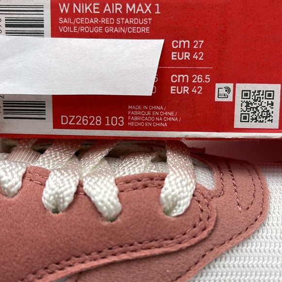 Nike WMNS Air Max 1 Sail/Red Stardust/Coconut
Milk/Cedar
Shoes
Style DZ2628-103 - Picture 15 of 16